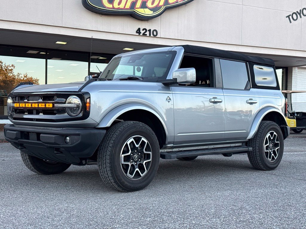 Used 2023 Ford Bronco Outer Banks AWD/4WD image 8