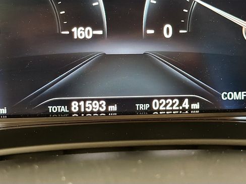 Used 2017 BMW 530i RWD image 8