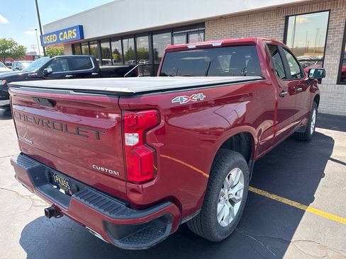 Used 2019 Chevrolet Silverado 1500 Custom w/ Custom Value Package AWD/4WD image 6