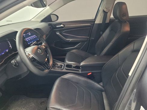 Used 2020 Volkswagen Jetta SEL Premium image 17