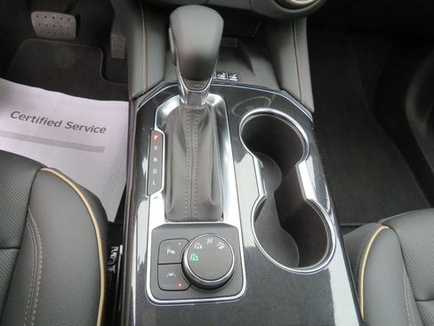 Used 2025 Chevrolet Blazer Premier w/ Driver Confidence II Package image 5