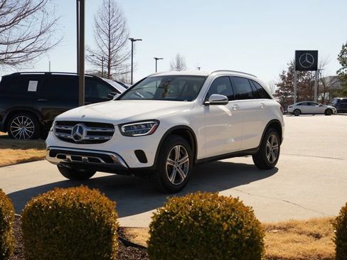 Certified 2022 Mercedes-Benz GLC 300 4MATIC image 3