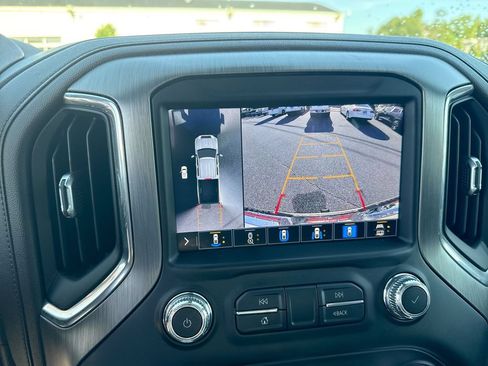 Used 2021 GMC Sierra 2500 Denali w/ Denali Ultimate Package AWD/4WD image 12