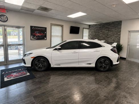 Used 2017 Honda Civic EX image 5