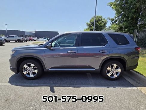 Used 2025 Honda Pilot EX-L image 2