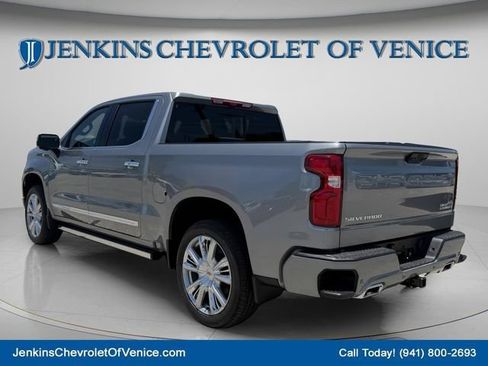 New 2026 Chevrolet Silverado 1500 High Country AWD/4WD image 7