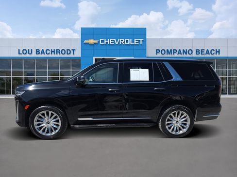 Used 2023 Cadillac Escalade Premium Luxury w/ Performance Package image 4