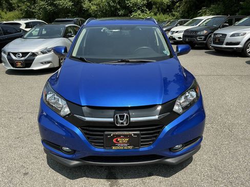 Used 2018 Honda HR-V EX-L image 2