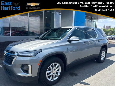 Used 2023 Chevrolet Traverse LS w/ Safety Package AWD/4WD image 1