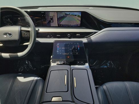 Certified 2026 INFINITI QX80 4WD w/ Sport Exterior Package image 6