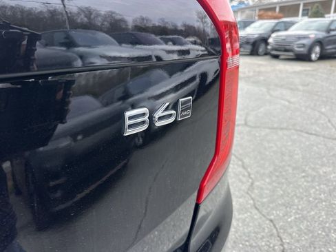 Used 2024 Volvo XC90 B6 Ultimate w/ Lounge Package image 34