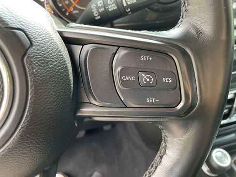 Used 2021 Jeep Wrangler Unlimited Sport AWD/4WD image 28