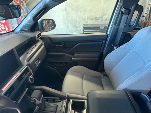 Certified 2024 Toyota Tacoma SR5 image 32