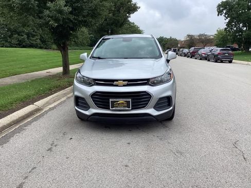Used 2020 Chevrolet Trax LS w/ Tint and Cruise Package FWD image 2