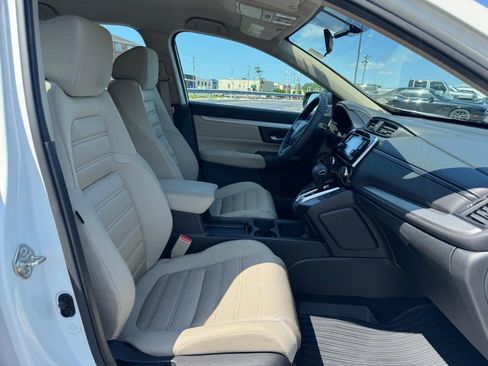 Used 2018 Honda CR-V LX image 17