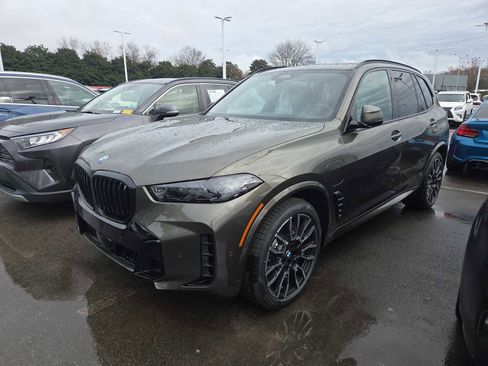 New 2026 BMW X5 xDrive50e w/ Executive Package image 9