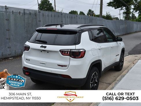 Used 2025 Jeep Compass Trailhawk AWD/4WD image 5