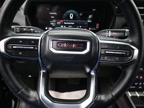 Used 2025 GMC Terrain Elevation AWD/4WD image 19