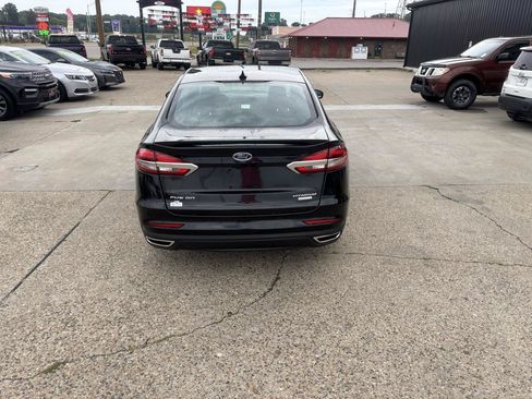 Used 2020 Ford Fusion Titanium FWD image 4
