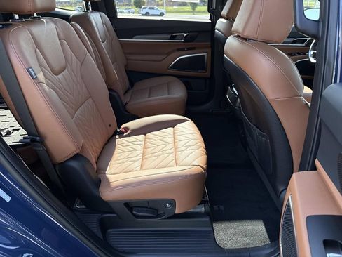 Used 2025 Kia Telluride SX X-Line AWD/4WD image 21