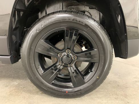 Used 2014 Jeep Patriot Sport w/ Power Value Group image 17