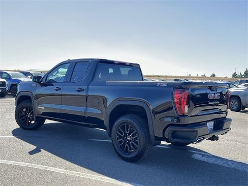 New 2026 GMC Sierra 1500 Elevation w/ LPO, Elevation Black Package image 5