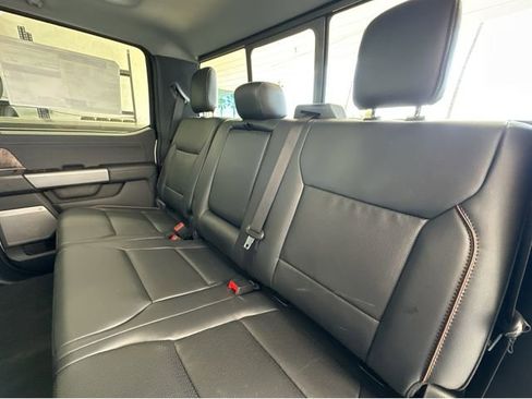 New 2026 Ford F250 Lariat w/ Black Appearance Package image 17