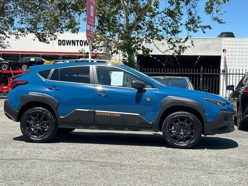 Used 2025 Subaru Crosstrek 2.5i Wilderness w/ Crosstrek Mirror Package AWD/4WD image 3