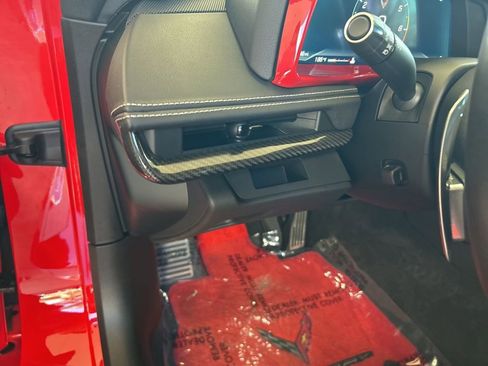 Used 2023 Chevrolet Corvette Stingray Convertible w/ Z51 Performance Package image 36