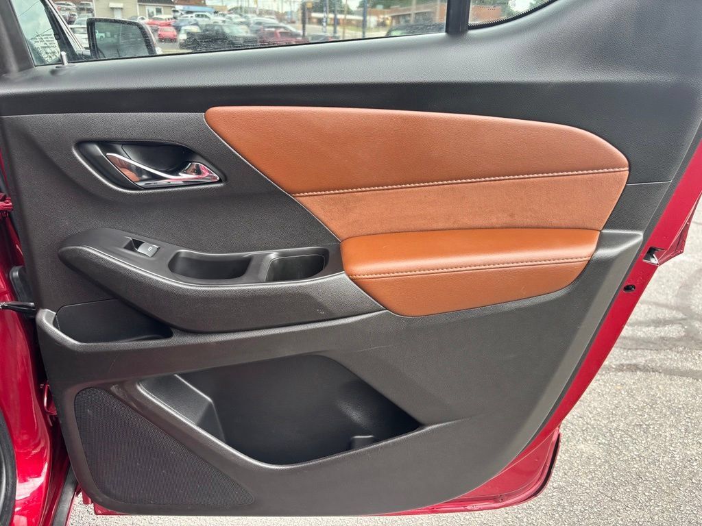 Used 2020 Chevrolet Traverse High Country AWD/4WD image 21