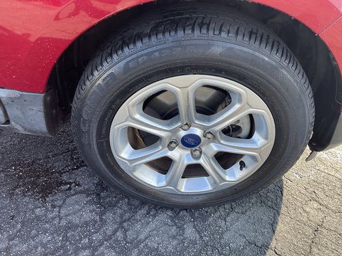 Used 2018 Ford EcoSport SE w/ SE Convenience Package image 16