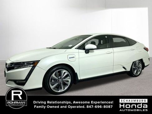 Used 2018 Honda Clarity Plug-In Hybrid image 2
