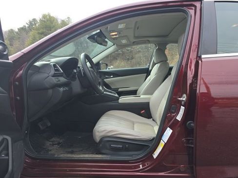 Used 2019 Honda Insight Touring image 17