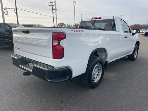 Used 2022 Chevrolet Silverado 1500 W/T w/ WT Value Package image 5
