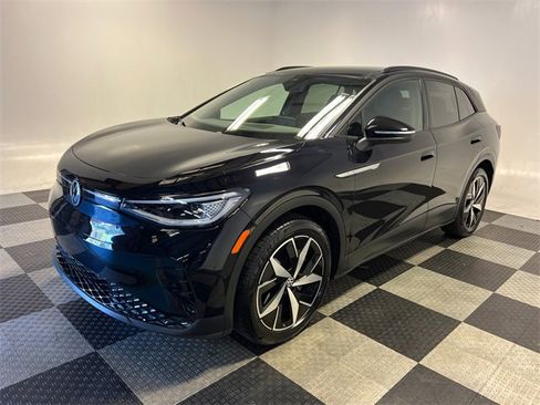 Used 2023 Volkswagen ID.4 S image 3