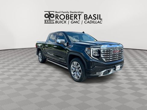 Used 2023 GMC Sierra 1500 Denali w/ Denali Reserve Package AWD/4WD image 2