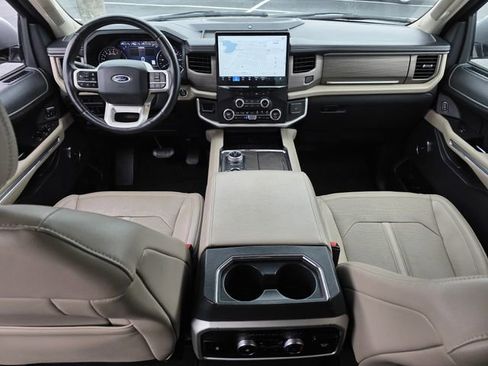 Used 2024 Ford Expedition Max Limited AWD/4WD image 8