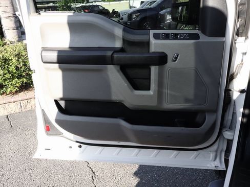 Used 2021 Ford F550 2WD SuperCab Super Duty image 16