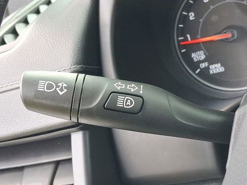 Used 2022 GMC Terrain SLT w/ Infotainment Package II AWD/4WD image 26