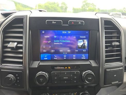 Used 2019 Ford F150 XLT w/ Equipment Group 302A Luxury AWD/4WD image 21
