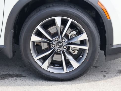 Used 2024 INFINITI QX60 Luxe w/ Cargo Package image 11