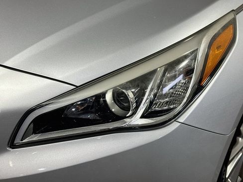 Used 2017 Hyundai Sonata SE FWD image 3