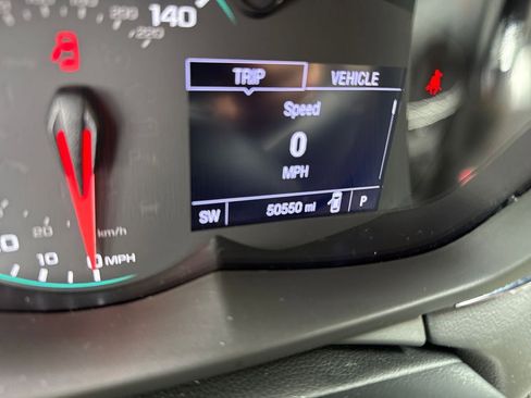 Used 2020 Chevrolet Trax LT w/ LT Convenience Package AWD/4WD image 24