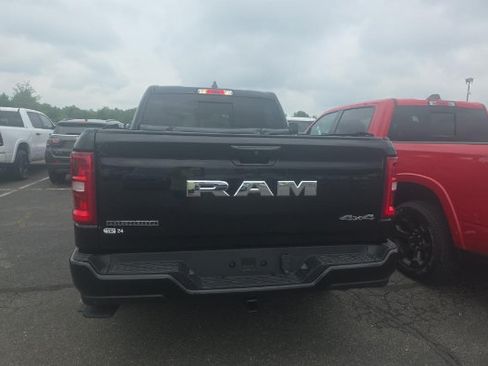 Used 2025 RAM 1500 Big Horn AWD/4WD image 8