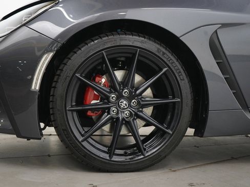 Used 2023 Toyota GR86 Premium image 28