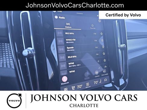 Used 2025 Volvo XC40 B5 Plus AWD/4WD image 20