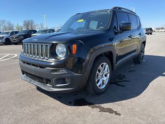 Used 2016 Jeep Renegade Latitude video 2