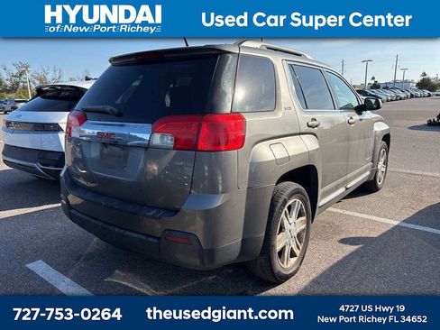 Used 2011 GMC Terrain SLT image 3