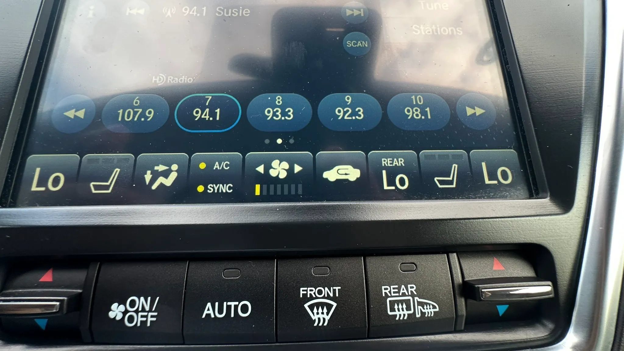 Used 2020 Acura MDX w/ Advance Package AWD/4WD image 24
