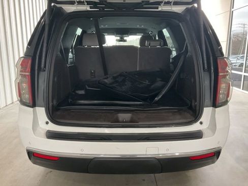 Used 2022 Chevrolet Tahoe LT w/ Luxury Package image 16
